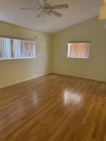 65 Maplecrest Circle, Jupiter, FL 33458