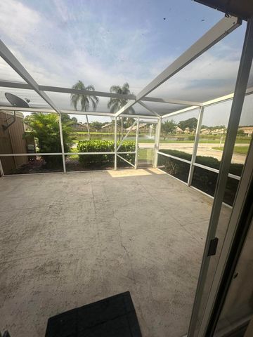 65 Maplecrest Circle, Jupiter, FL 33458