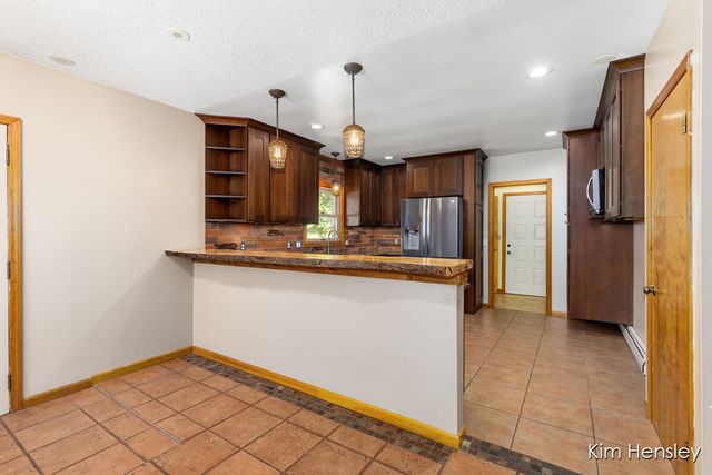 1085 4 Mile Road, Grand Rapids, MI 49525