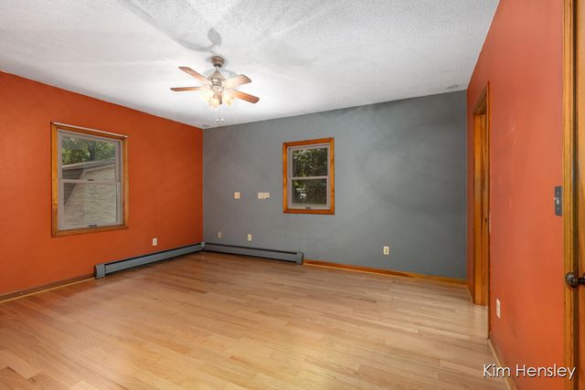 1085 4 Mile Road, Grand Rapids, MI 49525