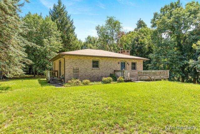 1085 4 Mile Road, Grand Rapids, MI 49525