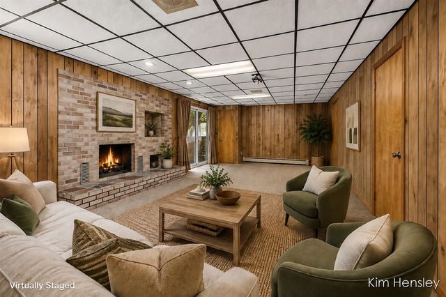1085 4 Mile Road, Grand Rapids, MI 49525