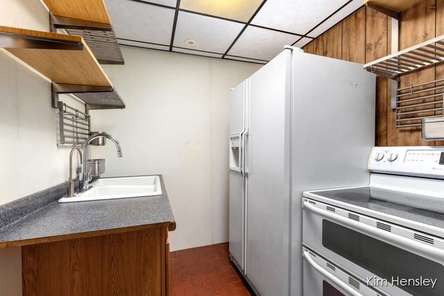 1085 4 Mile Road, Grand Rapids, MI 49525