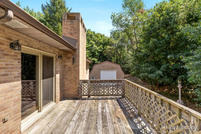 1085 4 Mile Road, Grand Rapids, MI 49525