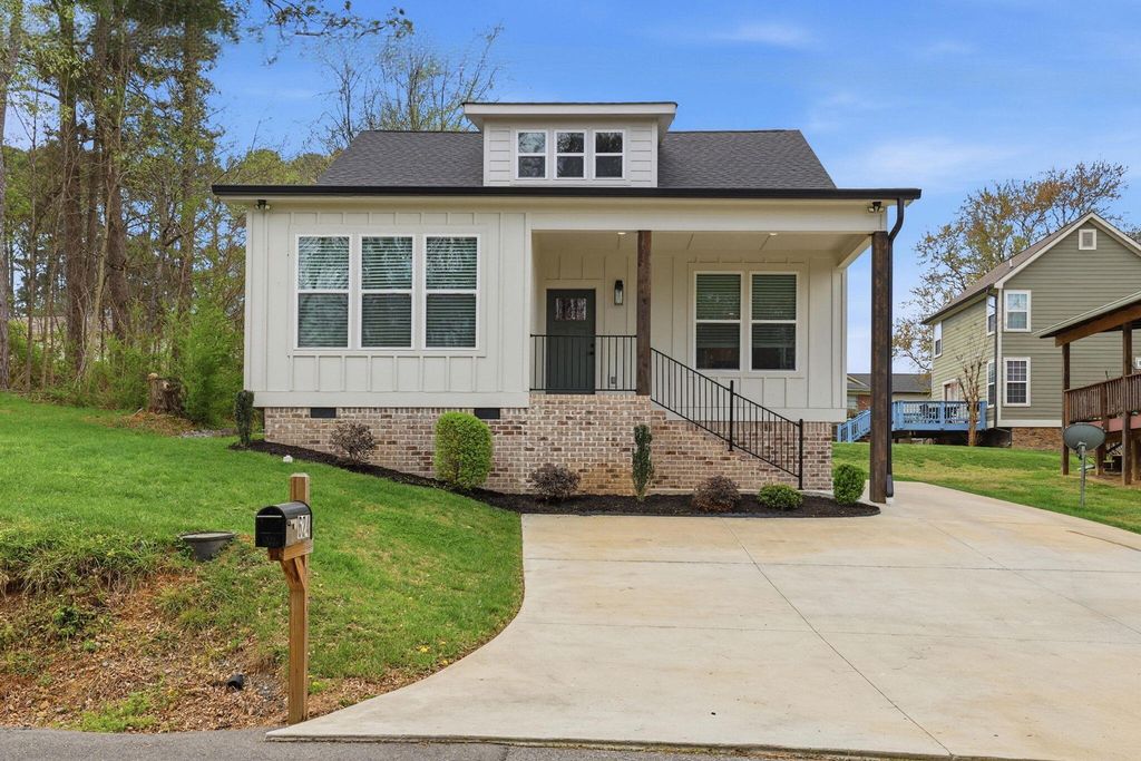 624 Hiwassee Avenue NE, Cleveland, TN 37312