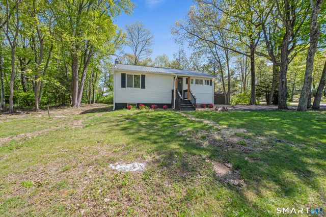 63 Savarese Lane, Burlington, CT 06013