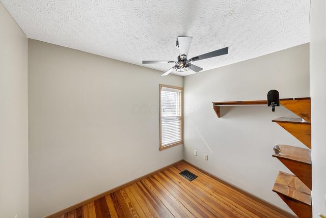 1905 Clifton Avenue, Columbus, OH 43219