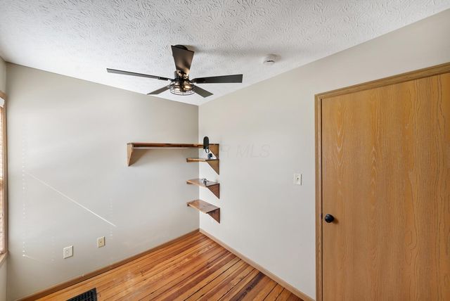 1905 Clifton Avenue, Columbus, OH 43219