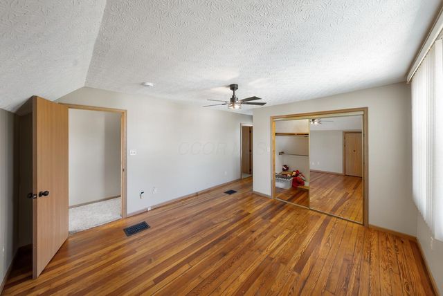 1905 Clifton Avenue, Columbus, OH 43219