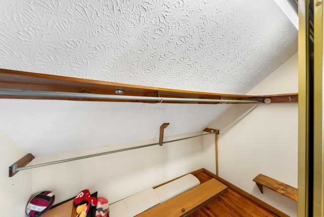 1905 Clifton Avenue, Columbus, OH 43219