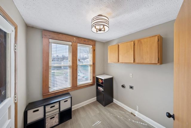 1905 Clifton Avenue, Columbus, OH 43219