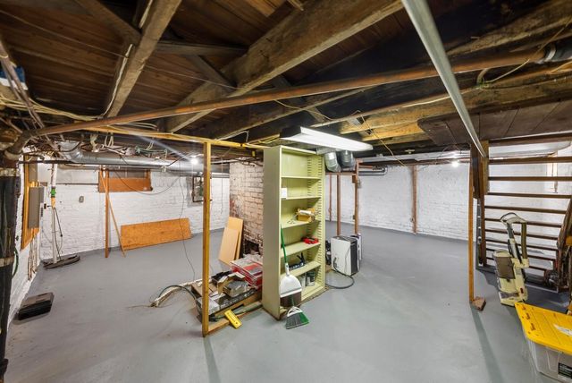 1905 Clifton Avenue, Columbus, OH 43219