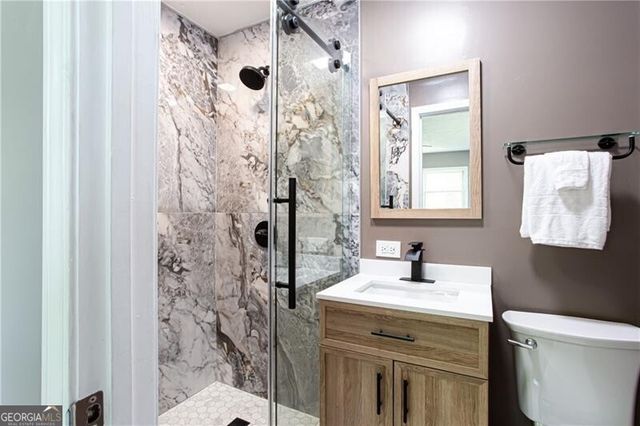 848 East Avenue, Scottdale, GA 30079