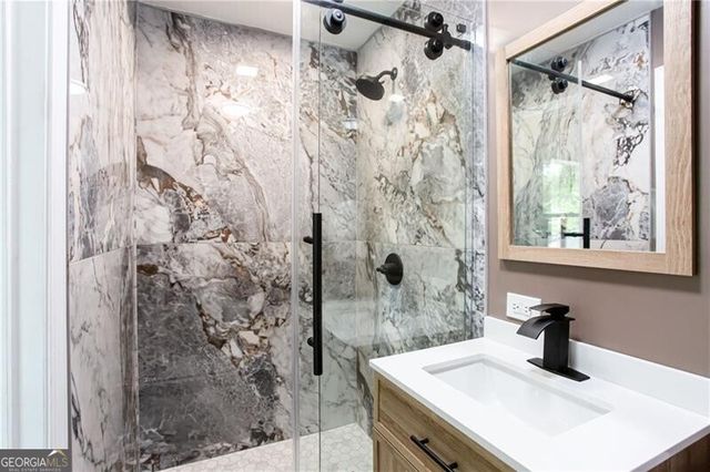 848 East Avenue, Scottdale, GA 30079