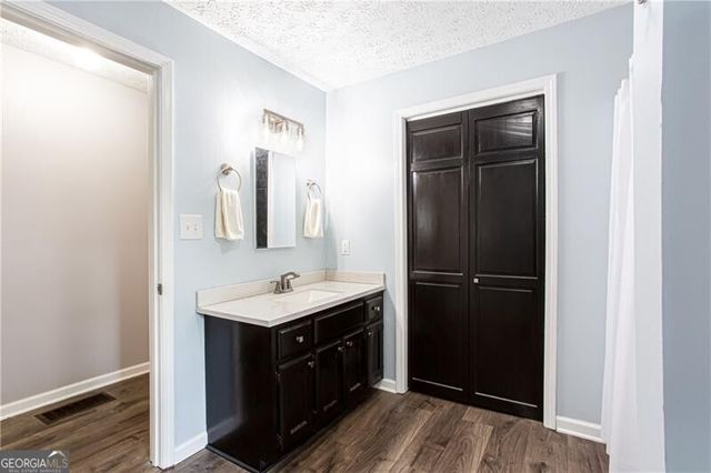 848 East Avenue, Scottdale, GA 30079