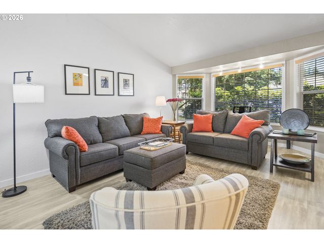 15310 Sw OREGON St, Sherwood, OR 97140