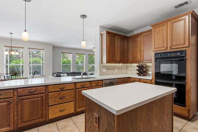 8901 Spearhead CV N, Austin, TX 78717