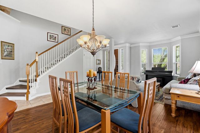 8901 Spearhead CV N, Austin, TX 78717