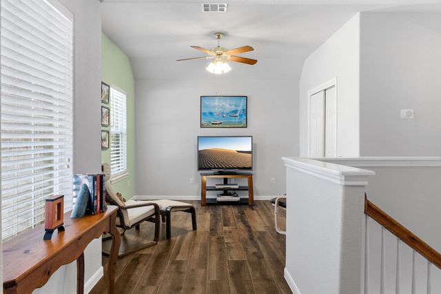 8901 Spearhead CV N, Austin, TX 78717