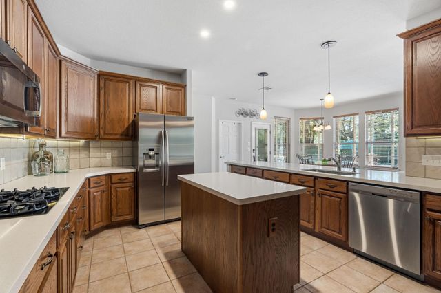 8901 Spearhead CV N, Austin, TX 78717