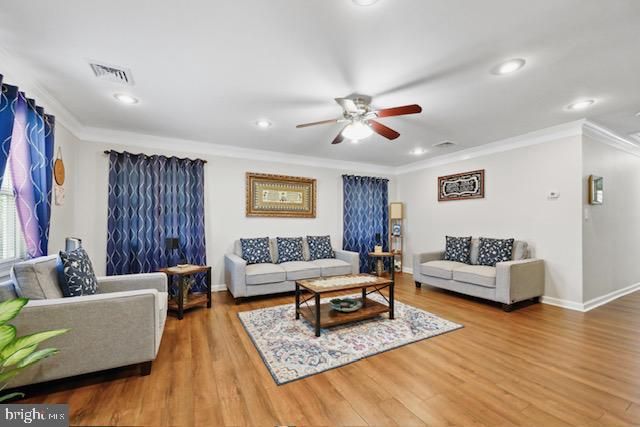 7 BOXWOOD LN, Willingboro, NJ 08046