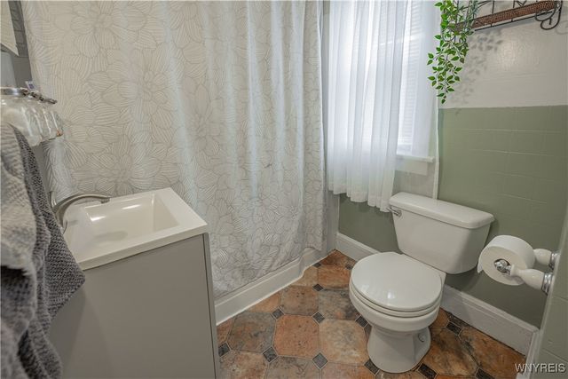 504 74th Street, Niagara Falls, NY 14304