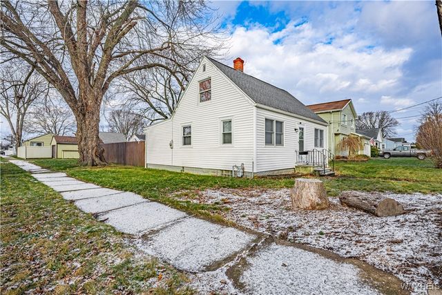 504 74th Street, Niagara Falls, NY 14304