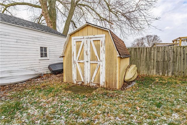 504 74th Street, Niagara Falls, NY 14304