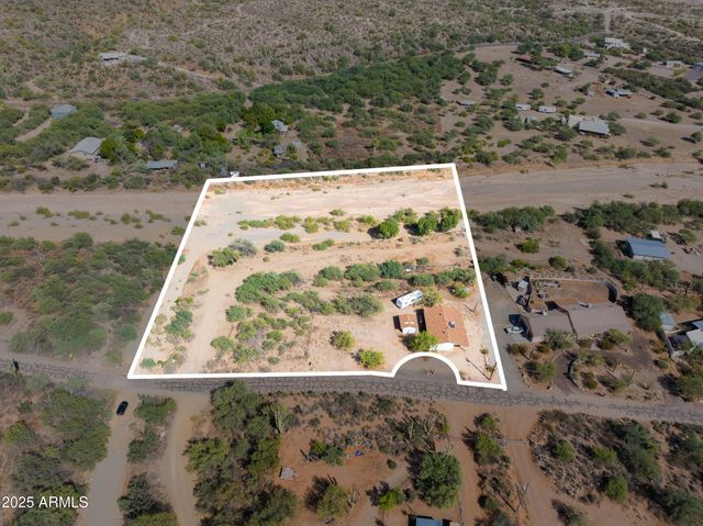 32455 S LISA Drive, Black Canyon City, AZ 85324