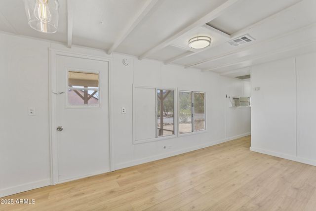 32455 S LISA Drive, Black Canyon City, AZ 85324