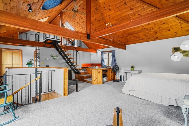 122 S Walker St, Lowell, MA 01851