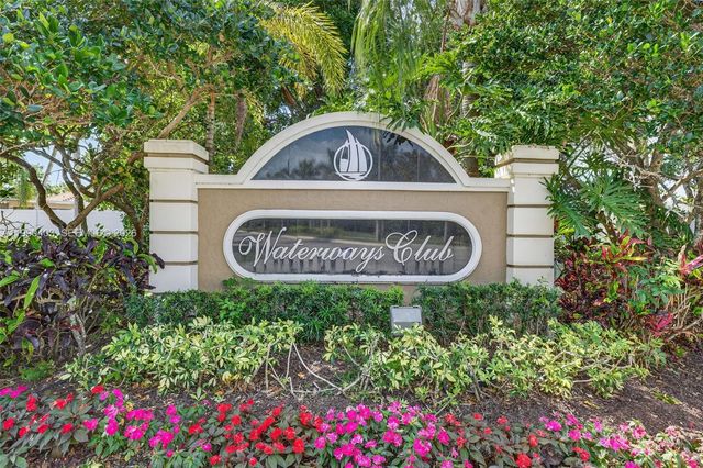 1012 SW 42nd Ave, Deerfield Beach, FL 33442