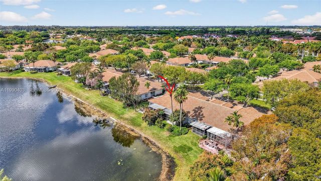 1012 SW 42nd Ave, Deerfield Beach, FL 33442