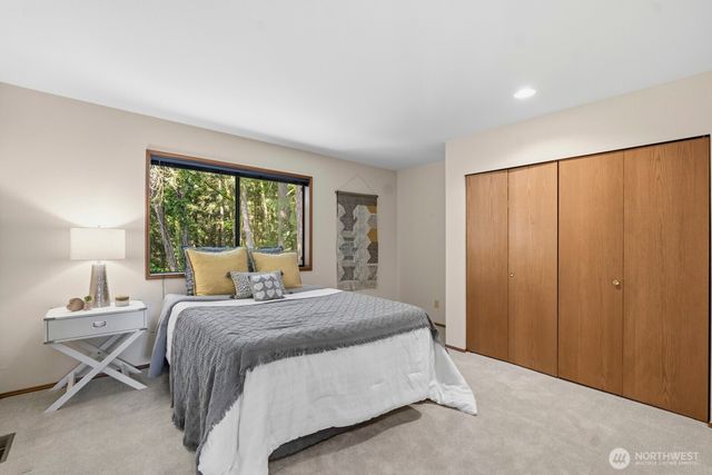 5005 NW Terrace View Drive, Bremerton, WA 98312