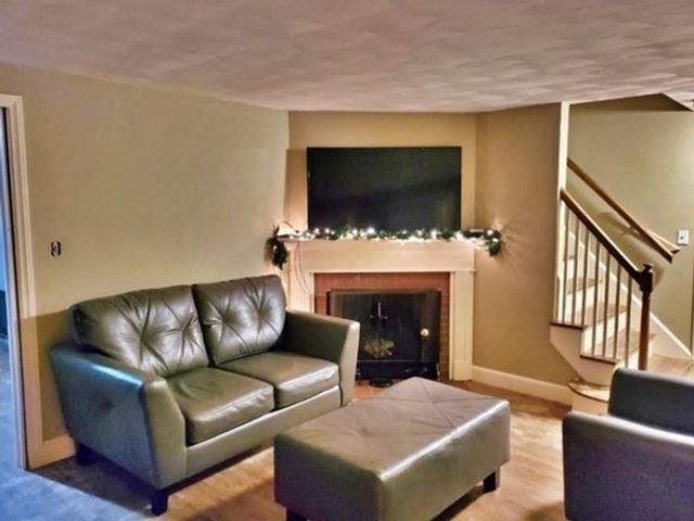 188 Bowles Park, Springfield, MA 01104
