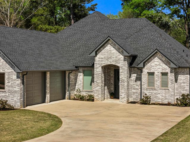 128 Saddle Brook Circle, Hallsville, TX 75650