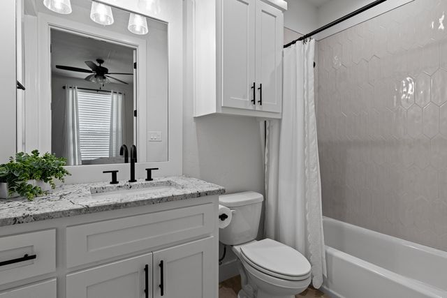 128 Saddle Brook Circle, Hallsville, TX 75650