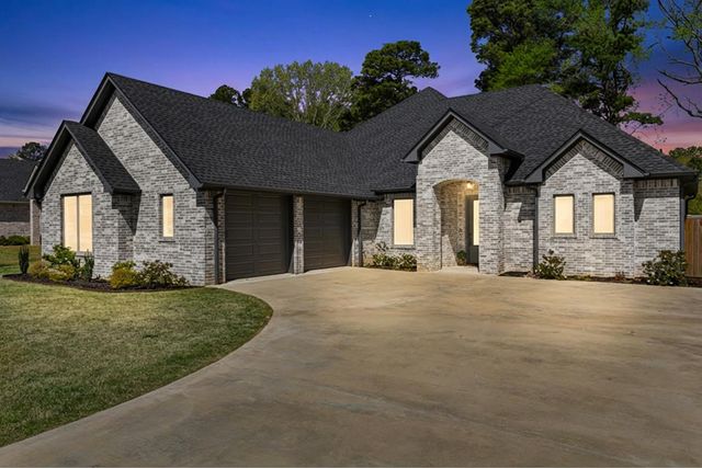 128 Saddle Brook Circle, Hallsville, TX 75650