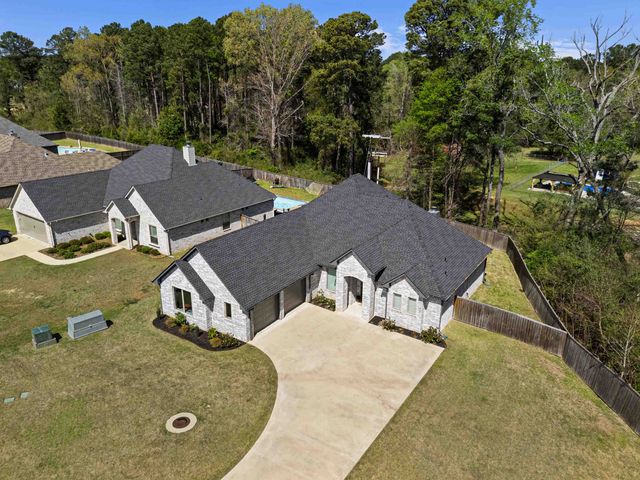 128 Saddle Brook Circle, Hallsville, TX 75650