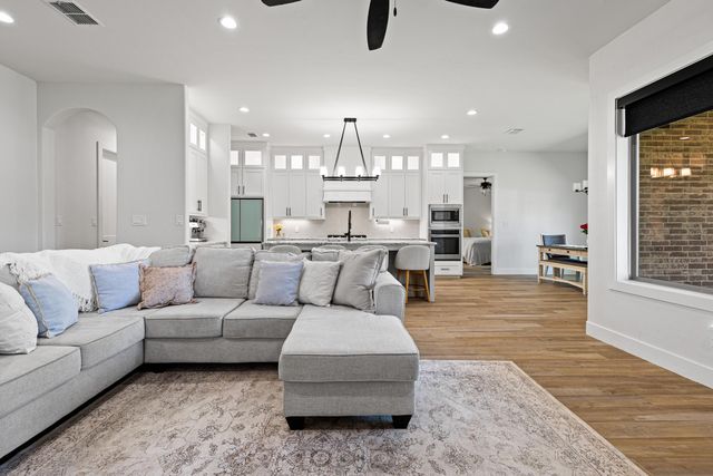 128 Saddle Brook Circle, Hallsville, TX 75650