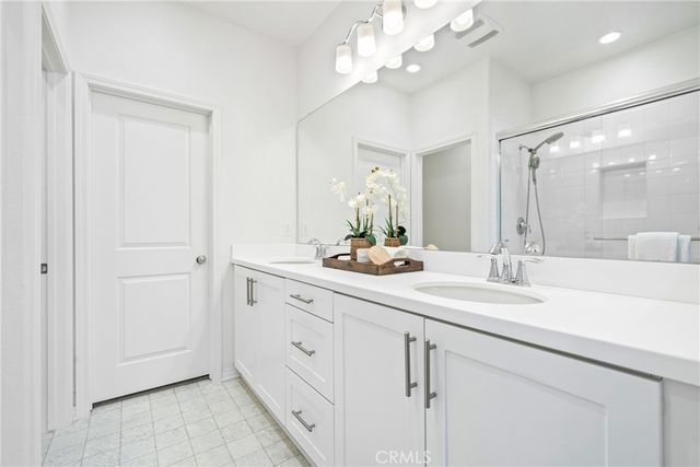 677 S District, Anaheim, CA 92805