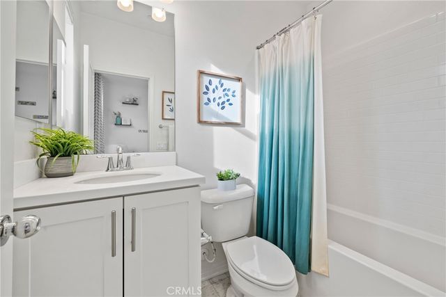 677 S District, Anaheim, CA 92805