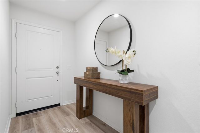 677 S District, Anaheim, CA 92805