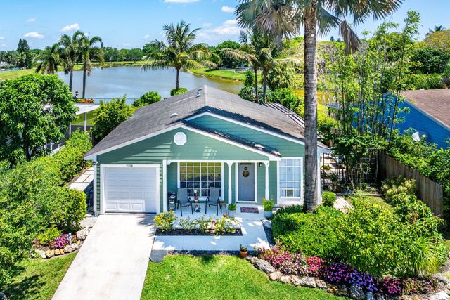 9108 Chrysanthemum Drive, Boynton Beach, FL 33472