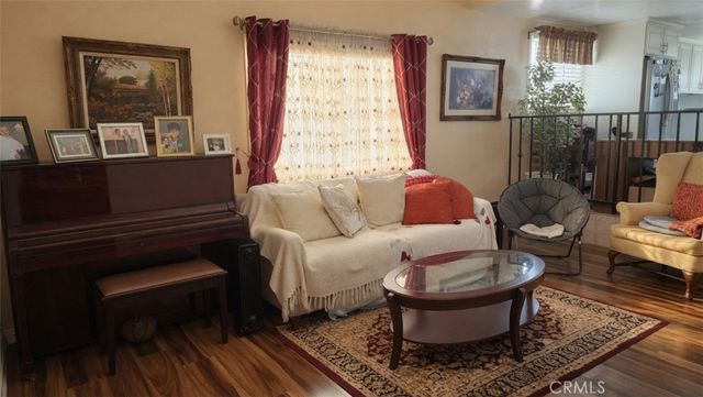 2298 Webster, Long Beach, CA 90810