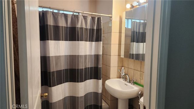 2298 Webster, Long Beach, CA 90810