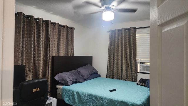 2298 Webster, Long Beach, CA 90810