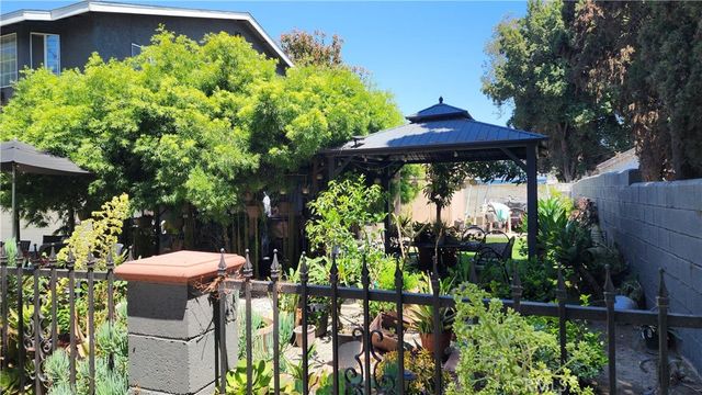 2298 Webster, Long Beach, CA 90810