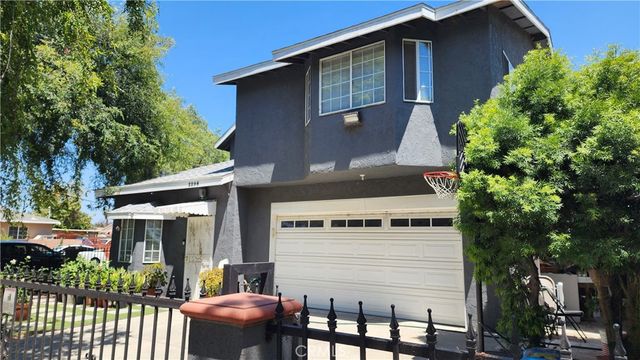 2298 Webster, Long Beach, CA 90810