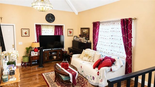 2298 Webster, Long Beach, CA 90810